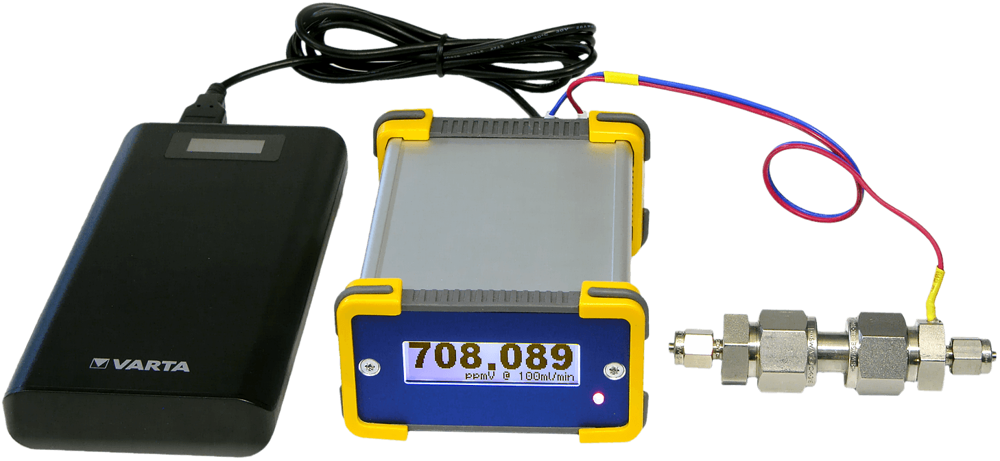 Feldeinsatz des TMM-1
mit USB-Powerbank TMM-1 mit Zelle and USB-Powerbank